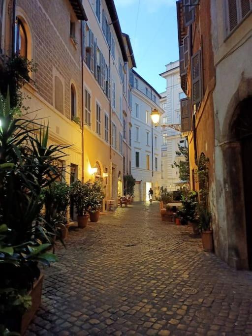 Locanda Cappellari - Campo De' Fiori ローマ エクステリア 写真